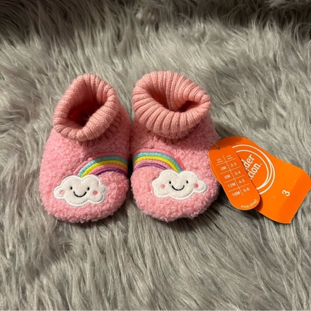 Wonder Nation Slippers Baby Girl’s Size 3 Pink Fuzzy Rainbow Bootie Shoes‎